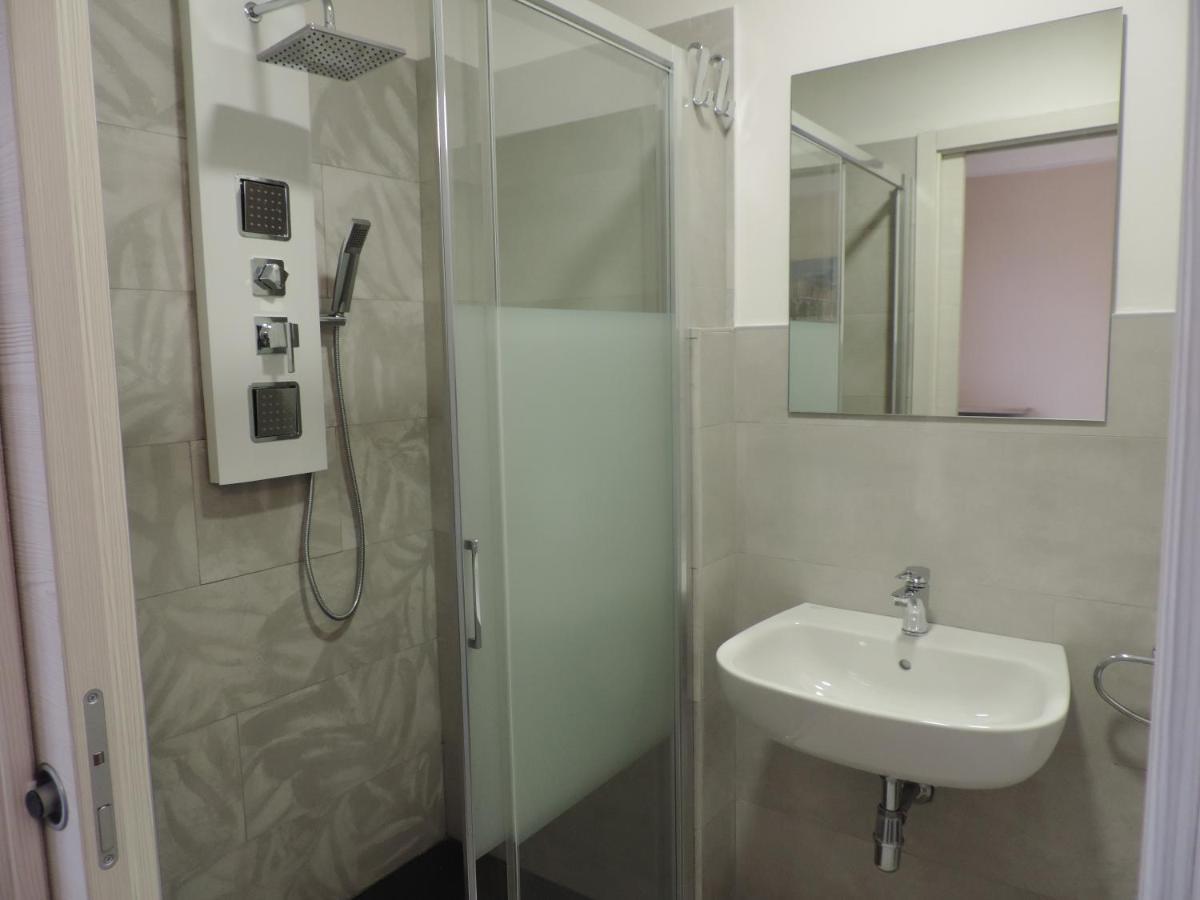 Sciesa Guest House Verona Esterno foto