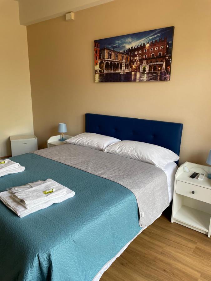 Sciesa Guest House Verona Esterno foto